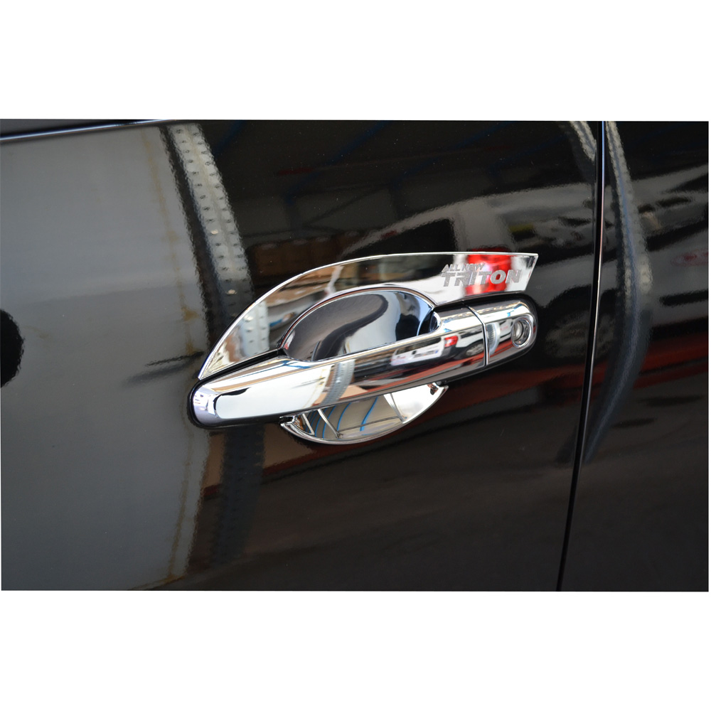httpxouftes-diakosmitikes-mitsubishi-l200-ajesoyar-4x4-1